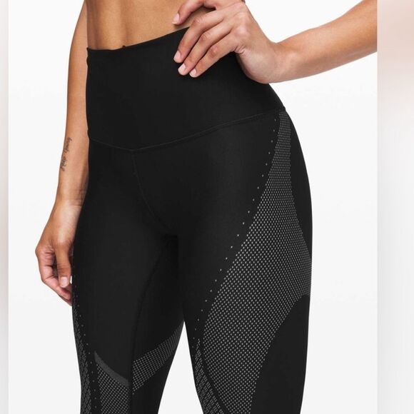 Lululemon Mapped Out High-Rise Leggings 28"
Black Print Size 2 W5CEQS - Picture 3 of 12
